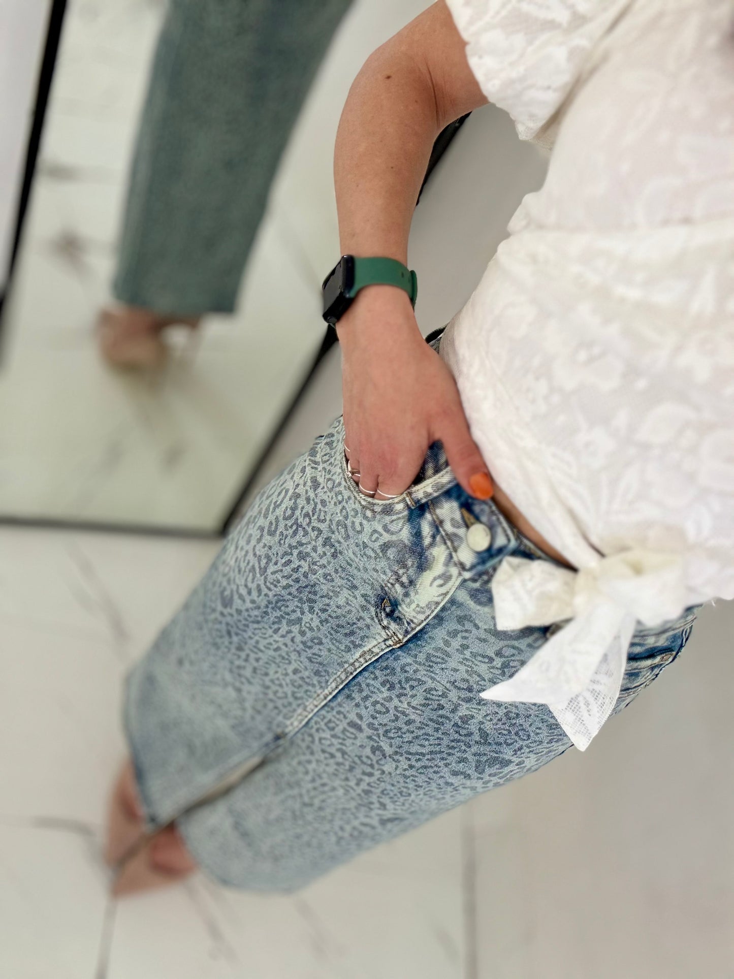 Long Skirts Leo