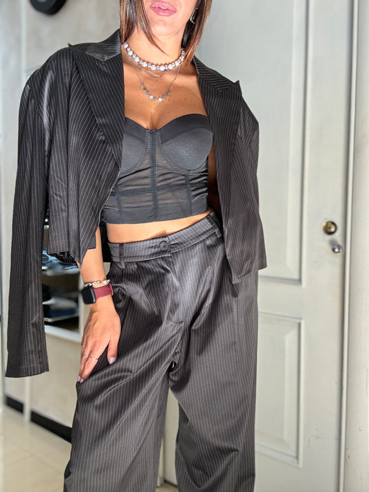 TOP BLACK