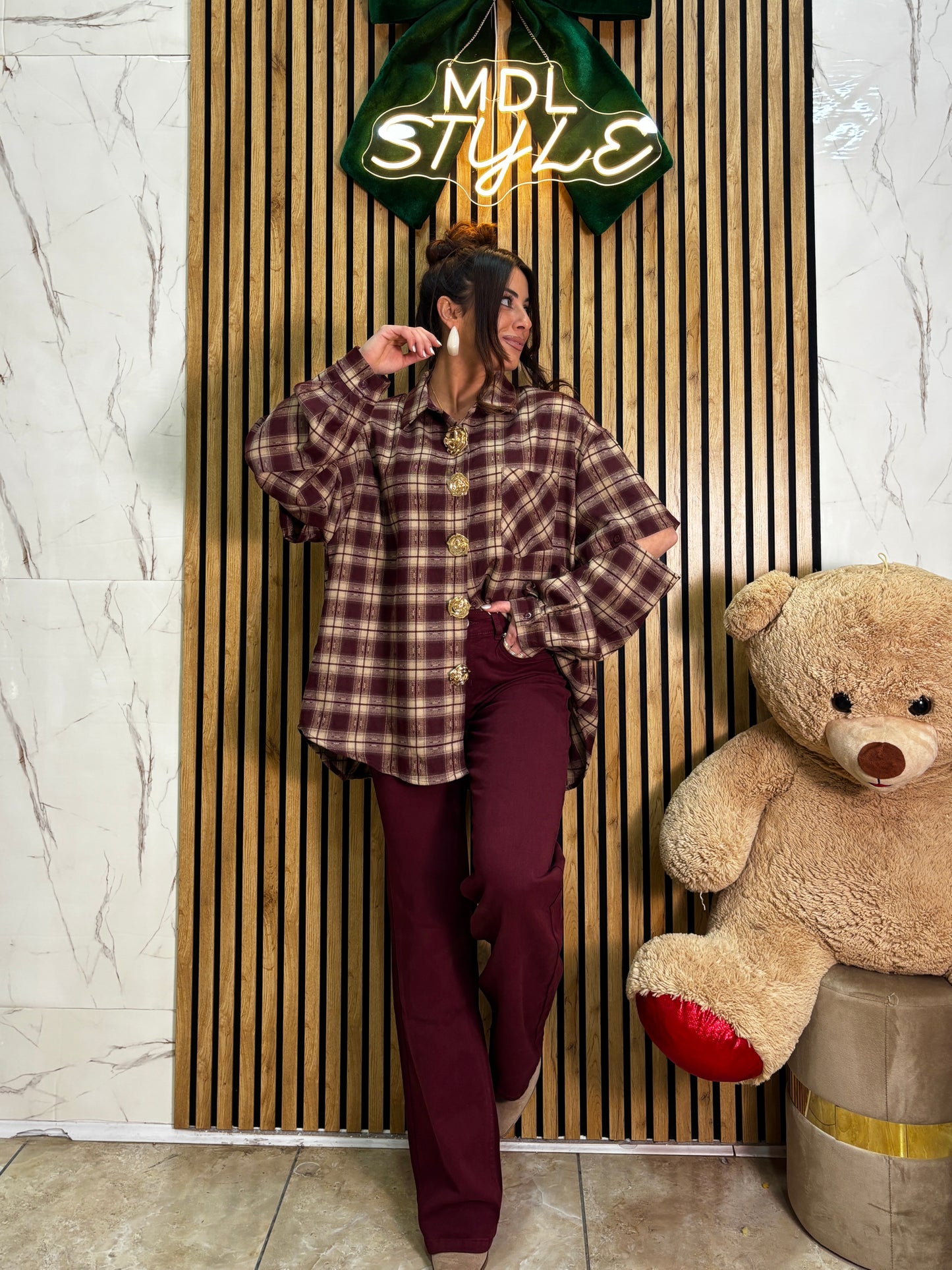 WIDE bordeaux