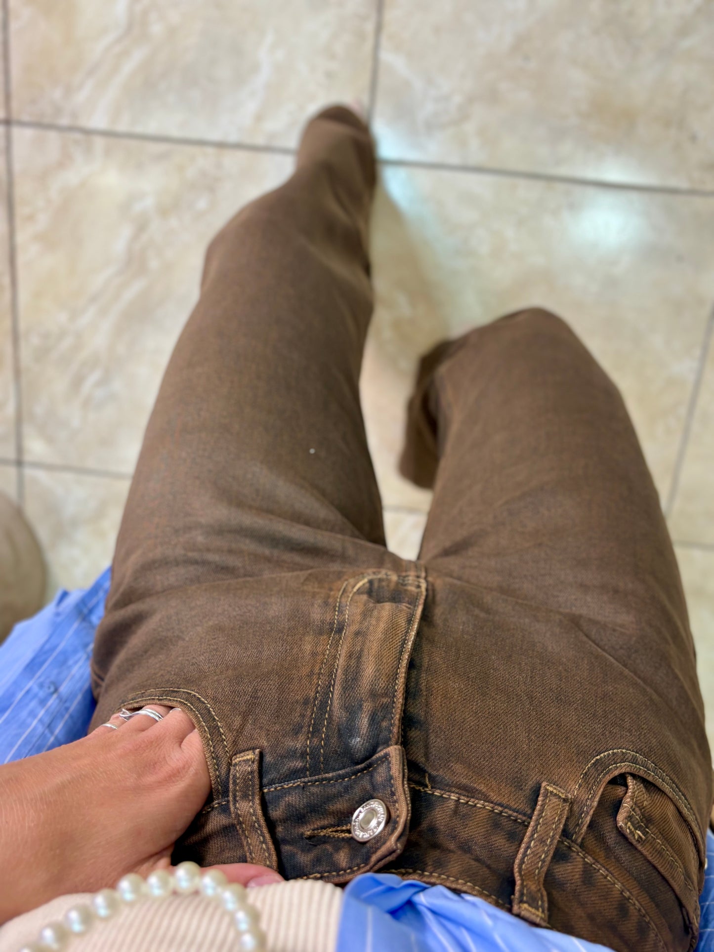 WIDE CARAMEL