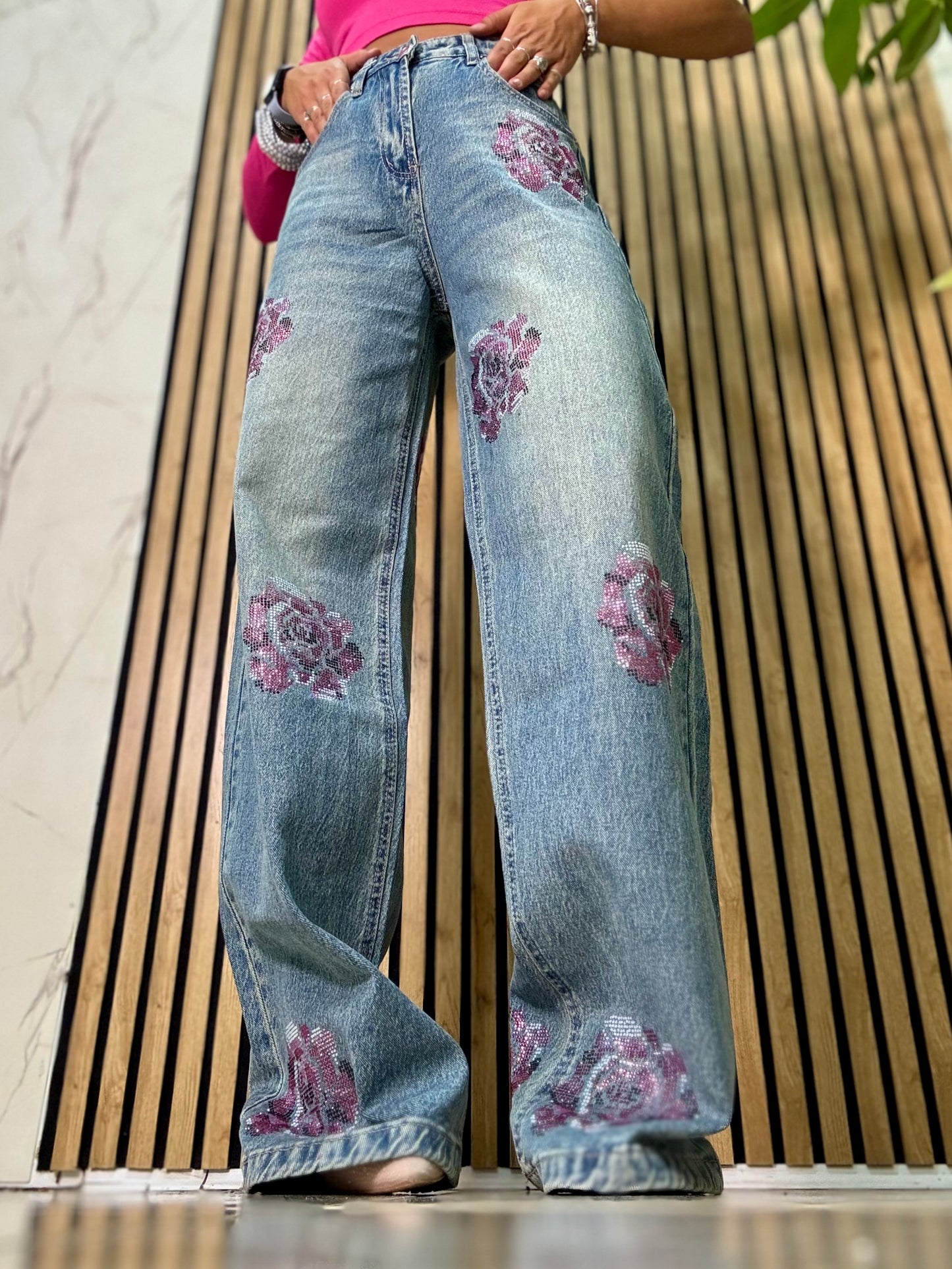 WIDE floral